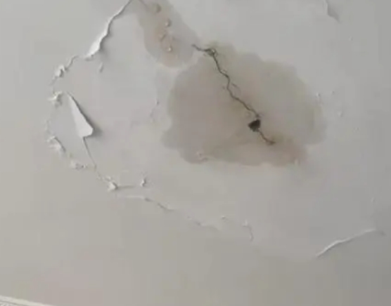 昭苏阳台漏水维修公司分享下屋面防水工程质量问题原因分析